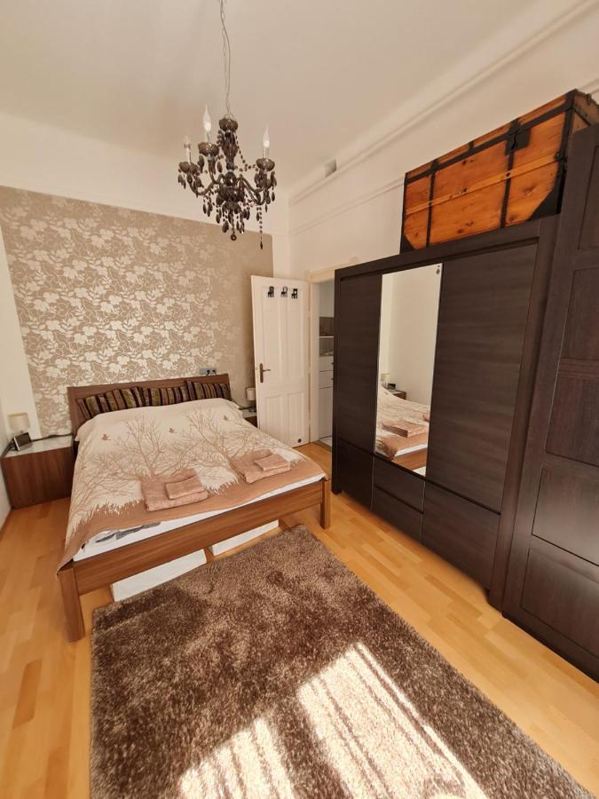 Marble Apartment -Near Buda Castle Budapest Eksteriør billede